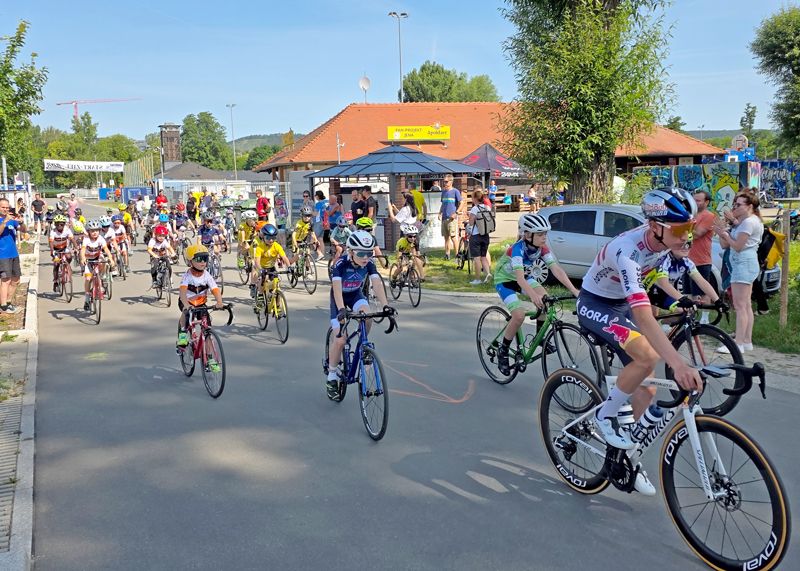 Start zur gemeinsamen Runde mit dem World-Tour-Profi und amtierender Österreichischer Meister Alexander Hajek.