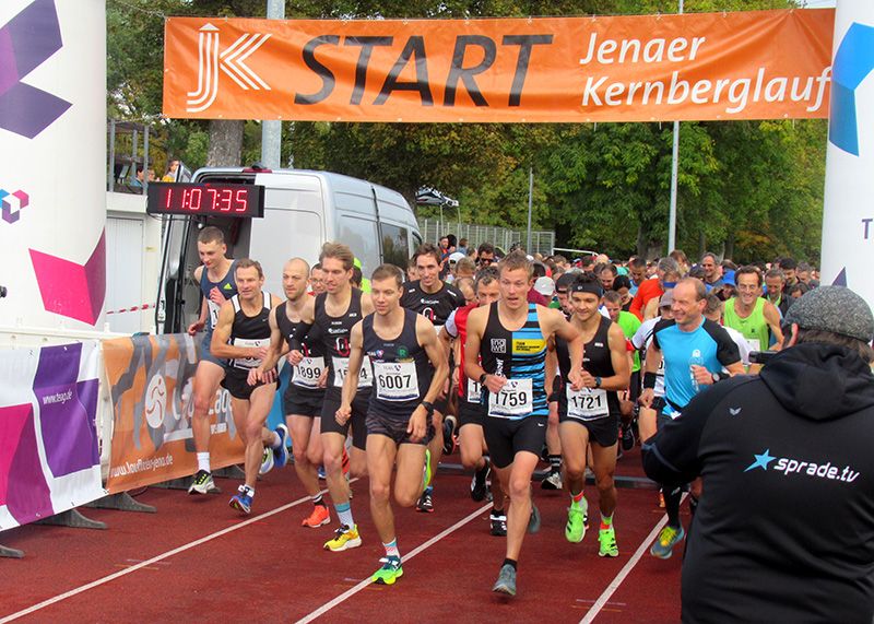 Über 700 Läufer gingen beim 45. Jenaer Kernberglauf an den Start.